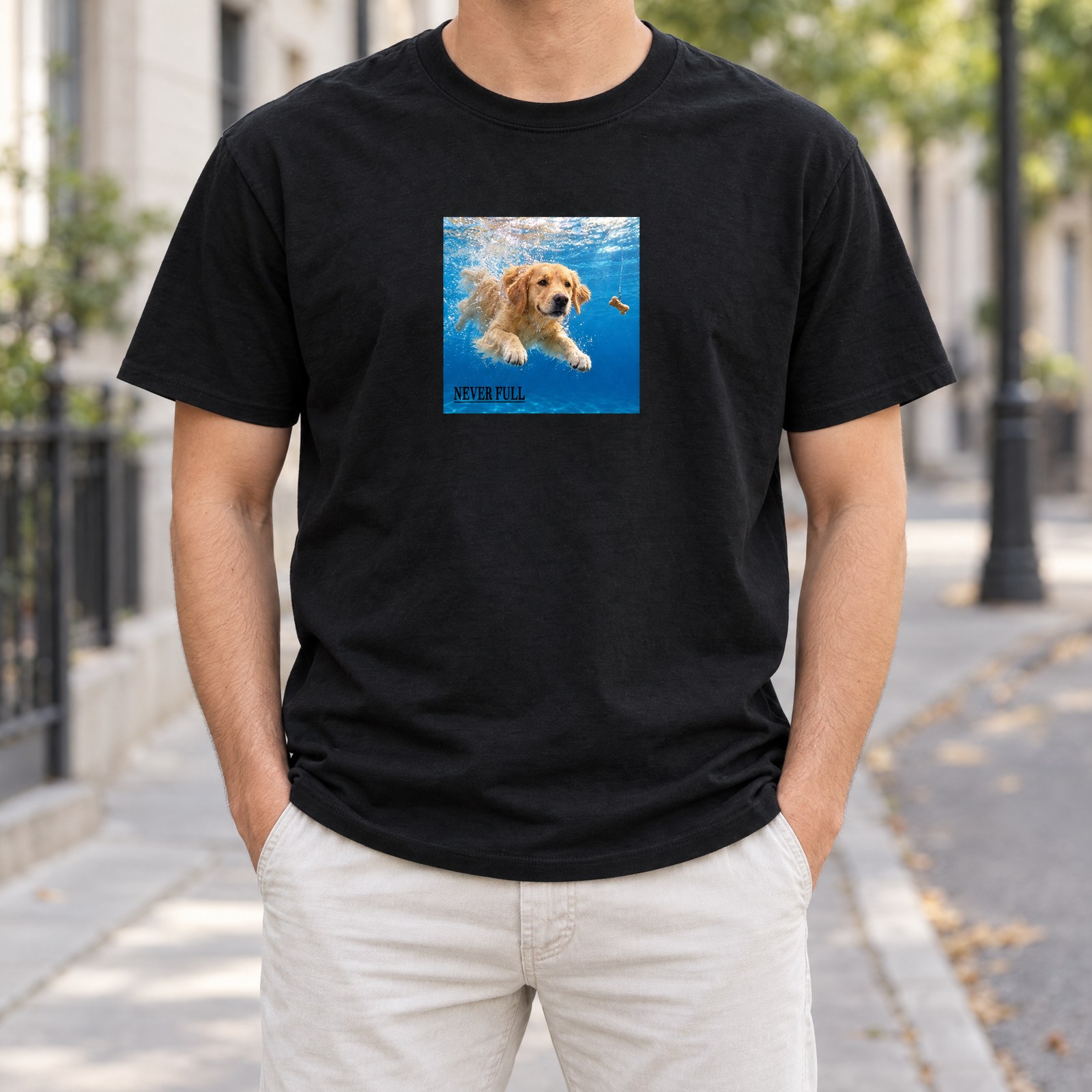 NEVER FULL Tシャツの着用イメージ(ブラック)
