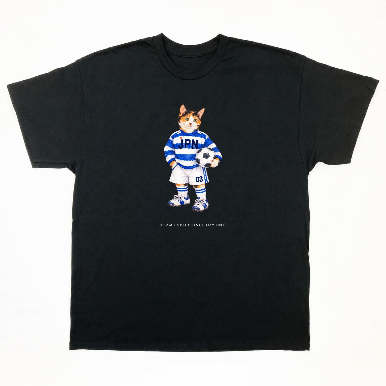 TEAM FAMILY Tシャツの正面イメージ(ブラック・猫)